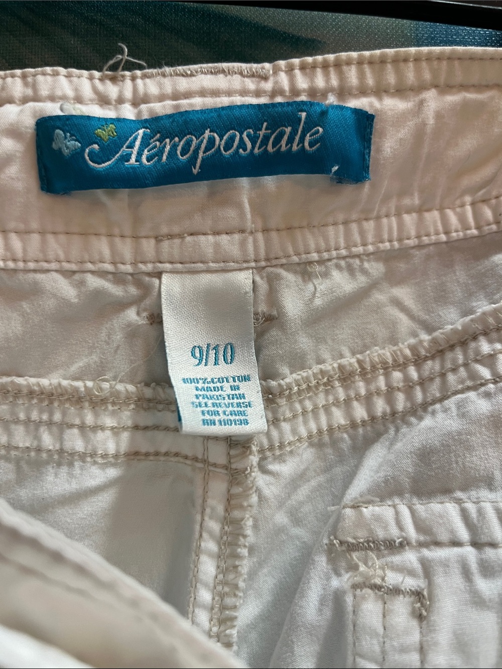 VTG Y2K Aeropostale White Cargo Pants with Button-Trim Pockets 100% cotton